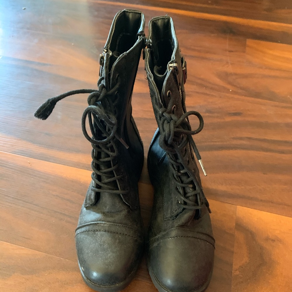 Rue 21 boots